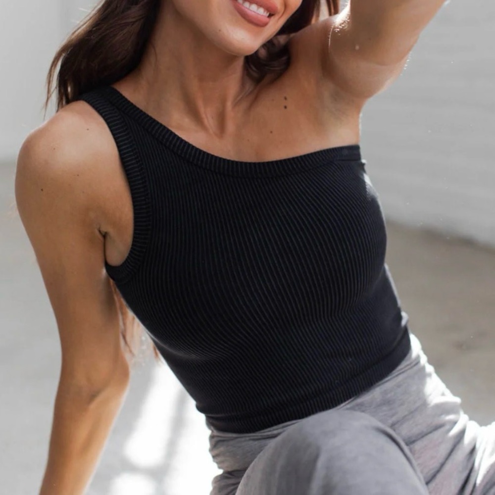 Savvi One Shoulder Top